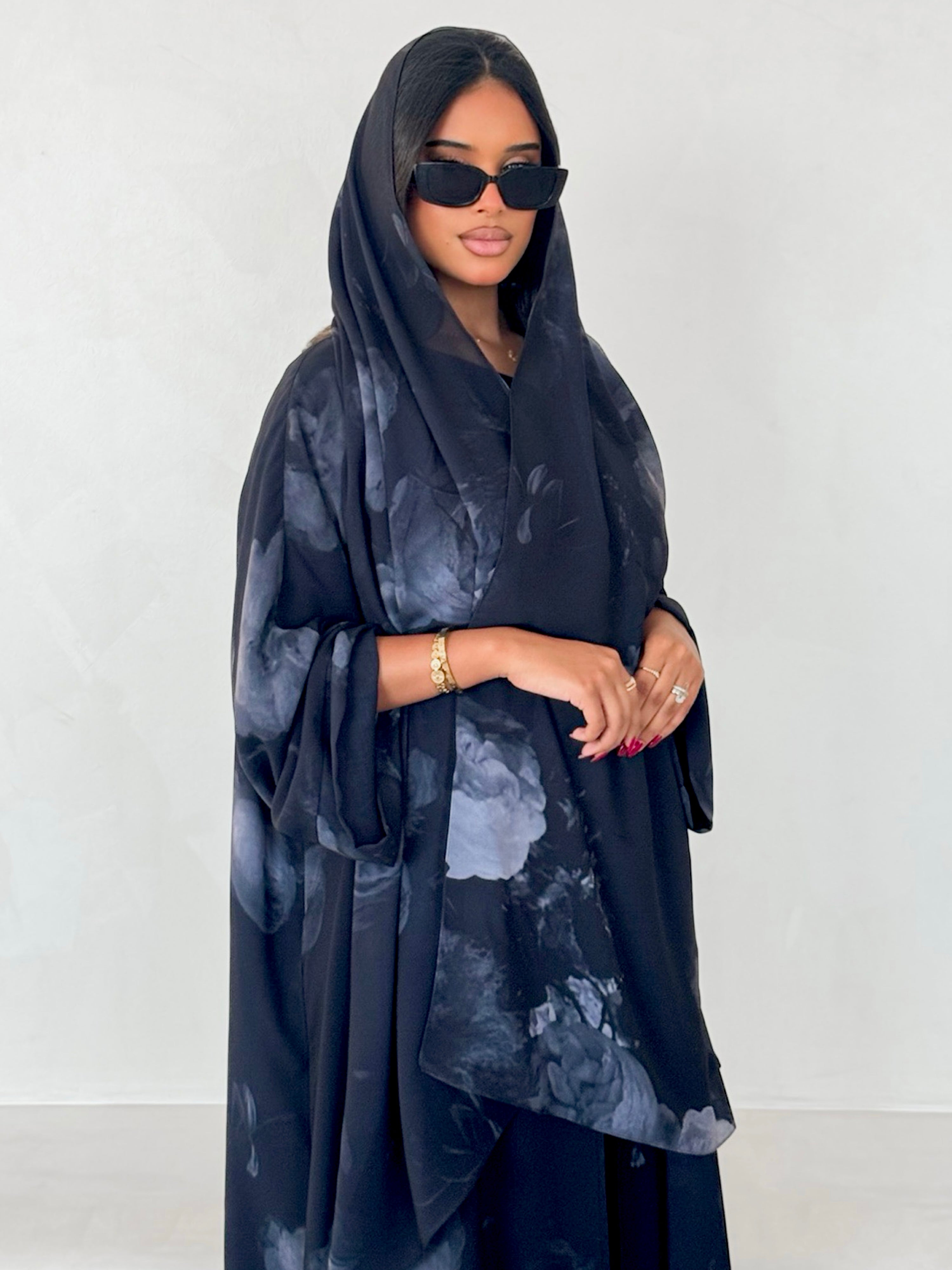 MEI643 - Floral Abaya