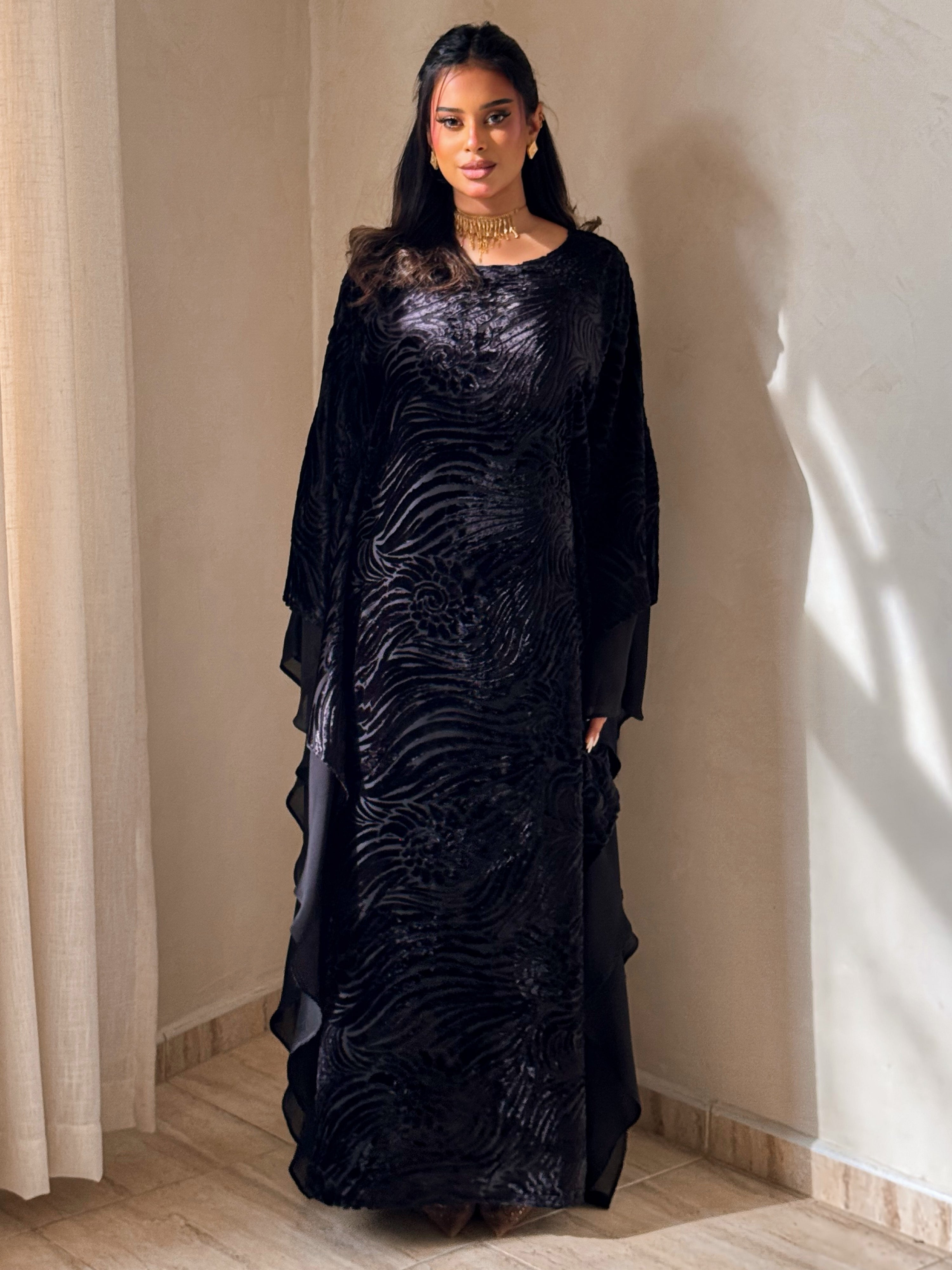 MEI700 - Black Velvet Jalabiya