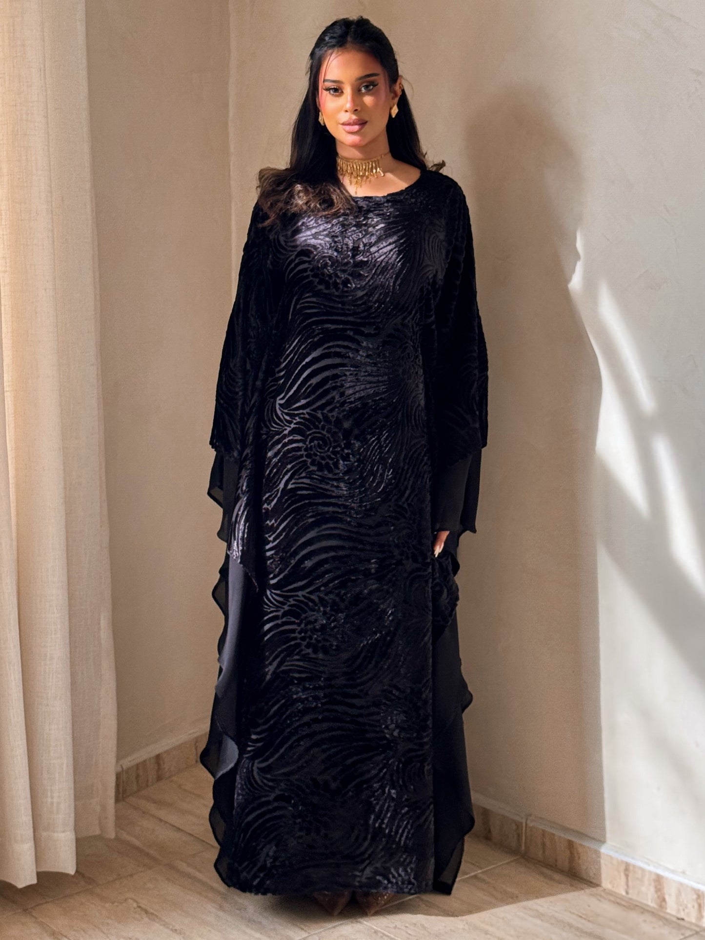 MEI700 - Black Velvet Jalabiya