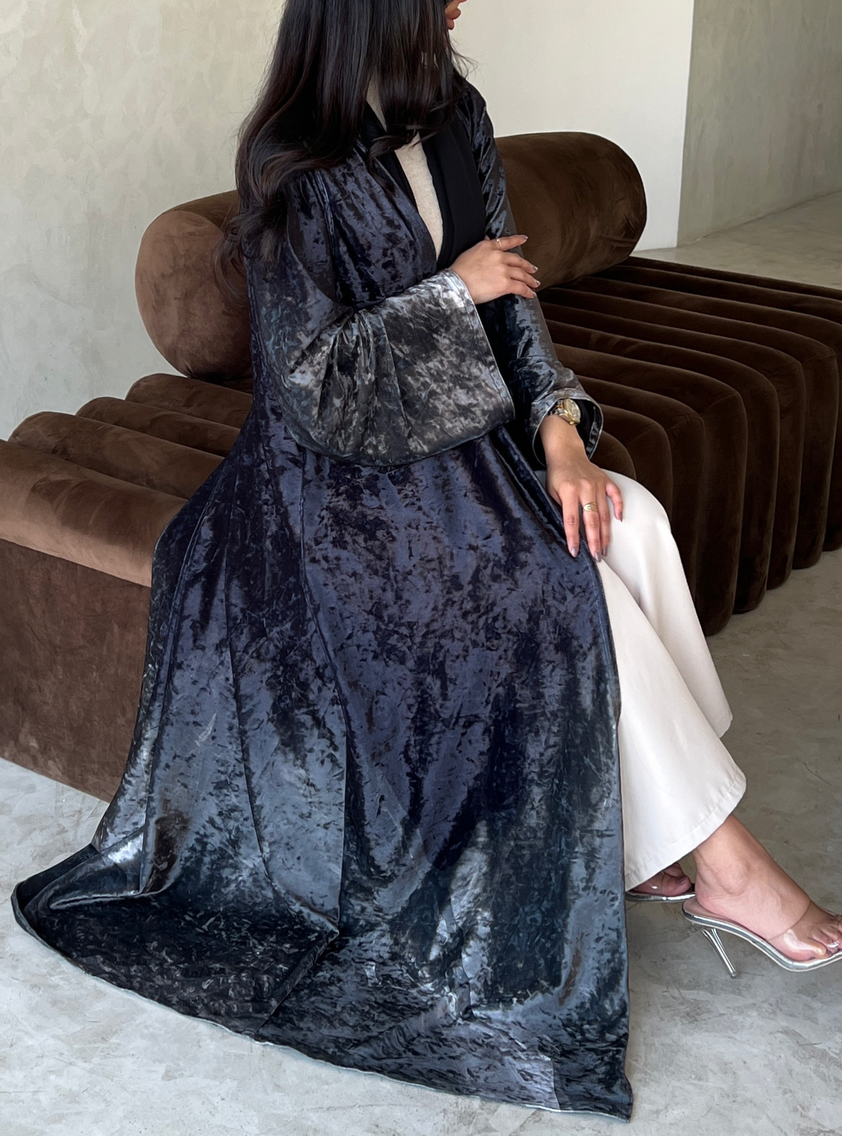 MEI484 - Dunes Abaya in Ethereal Sands