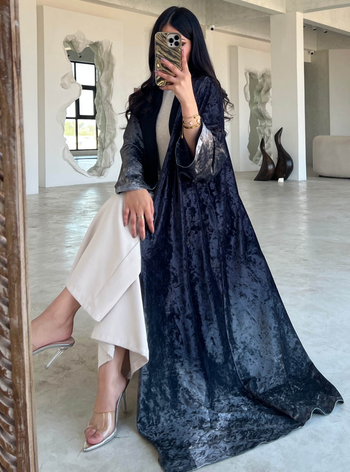 MEI484 - Dunes Abaya in Ethereal Sands