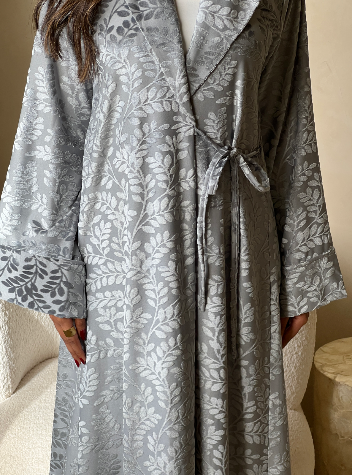 MEI489 - Velvet Embossed Abaya