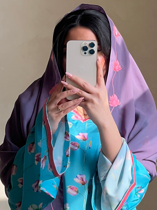 MEI689 - (Bundle of 4) Embroidered Scarfs